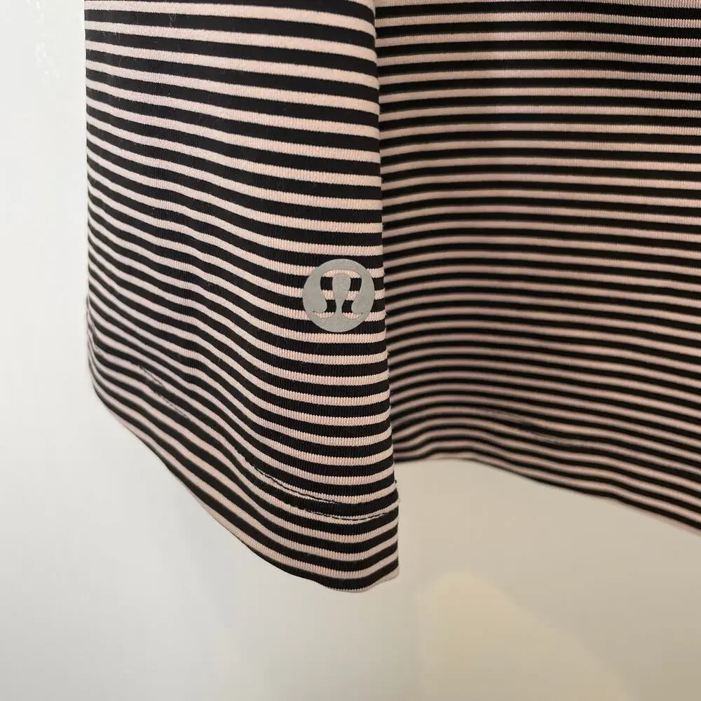 Lululemon Super Sport Tank‎ Top Built in Bra Striped Butterfly Print 6